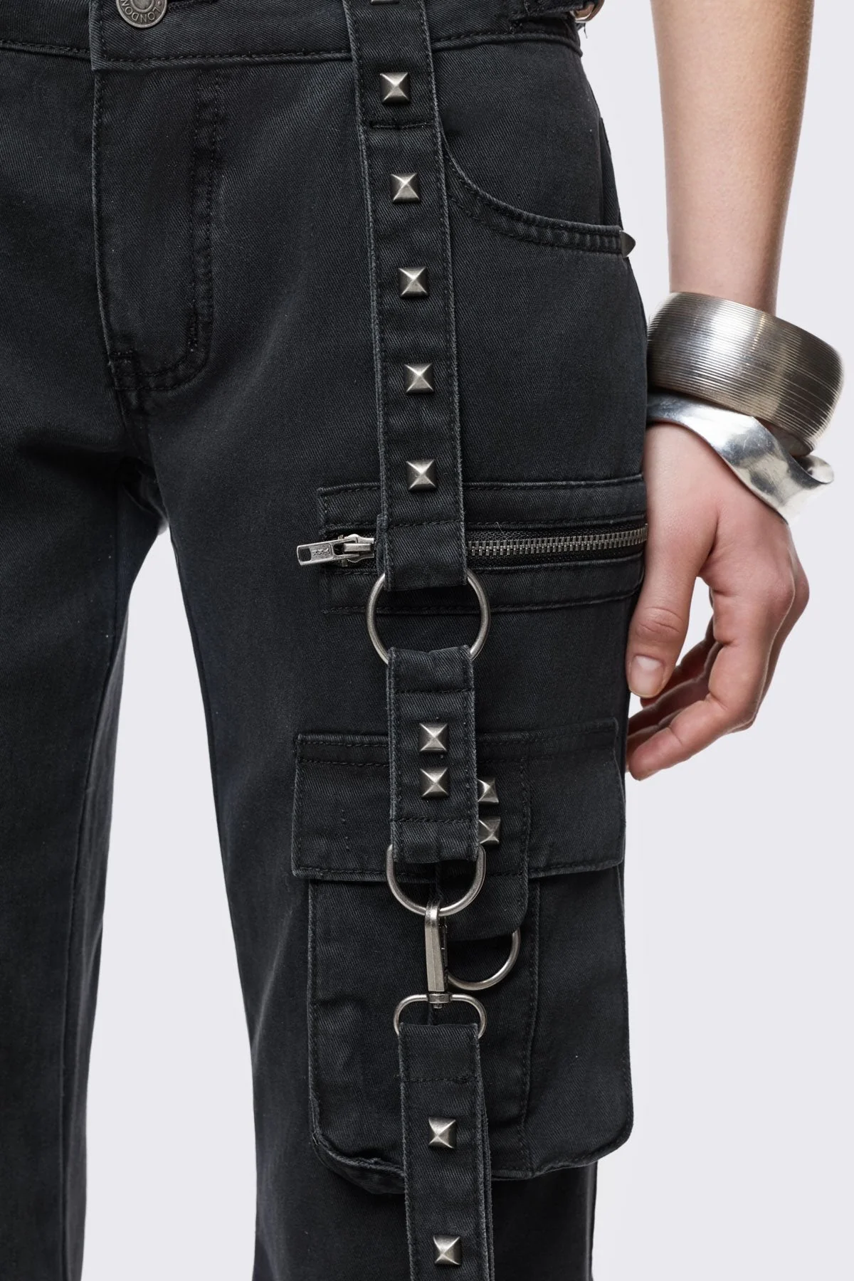 Bruise Cargo Flared Jeans - Image 10