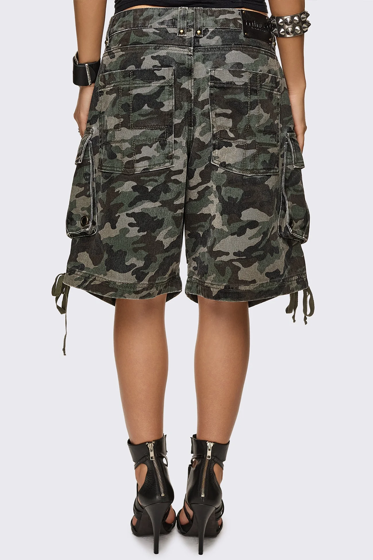 Off Radar Camo Cargo Jorts - Image 7